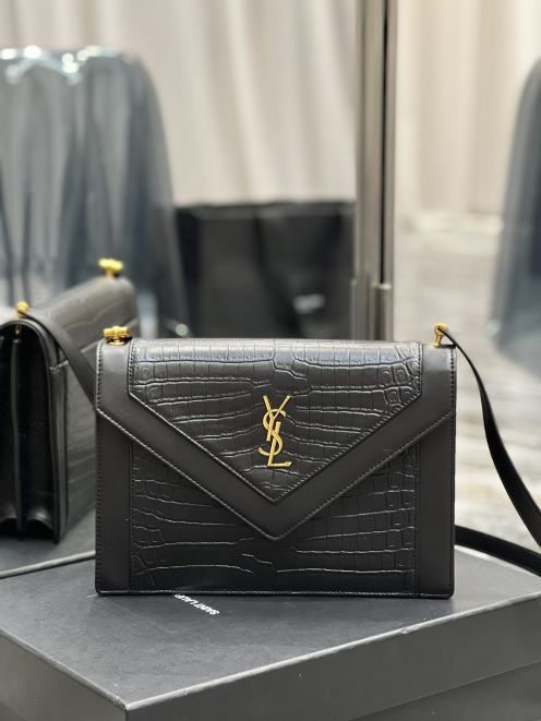 YSLサンローラン トイバッグスーパーコピー イタリア レザー 封筒バッグ 実用 ブラック