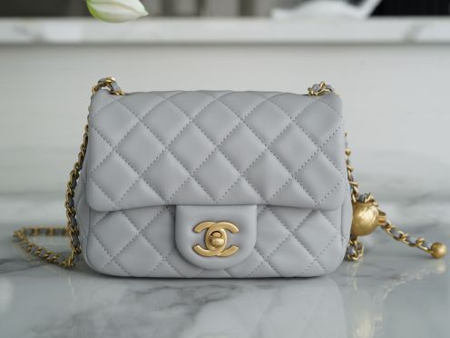 chanel シャネル バッグ エナメル偽物 チェーンバッグ レディースバッグ 新品 グレイ