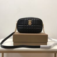 バーバリーBURBERRYコピーバッグブラックレザーファッション高級斜めかけ