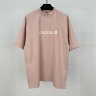 人気定番可愛いバレンシアガ ウィメンズスーパーコピー 反転アルファベットプリントTシャツ