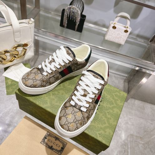 グッチスニーカーn級品 シューズ  スポーツ 新作 Gucci 男女兼用	