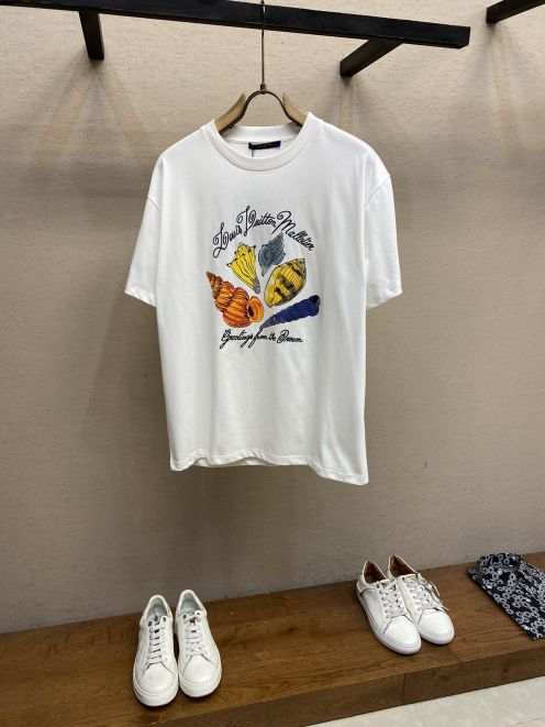 最新作白ルイヴィトンｔシャツ偽物 快適  ゆったりとしたデザイン