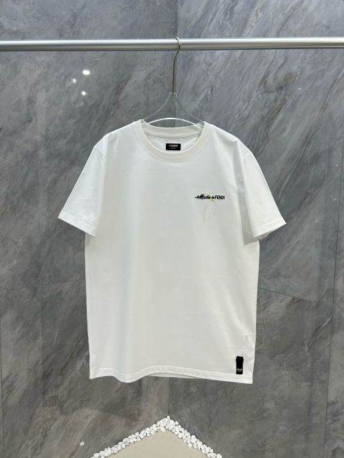 人気セール高品質フェンディ半袖ｔシャツ偽物 着心地が魅力的 エッセンス