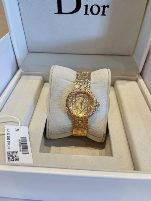 人気セール高品質ディオール時計偽物  エレガント La D de Dior Satineシリーズ腕時計
