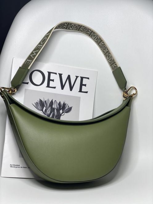 人気セール高品質loewe ロエベ イヤリング偽物ルナハーフムーンホーボーバッグ ジャカード生地