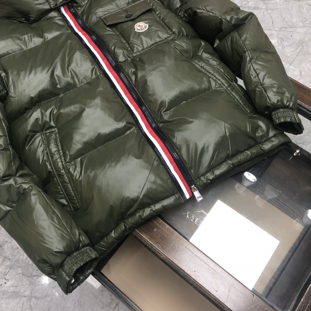 限定品MONCLER 秋冬新作 ダウンジャケット モンクレールコピー 通販 激安 人気セール ファション 高級品 グリーン_1