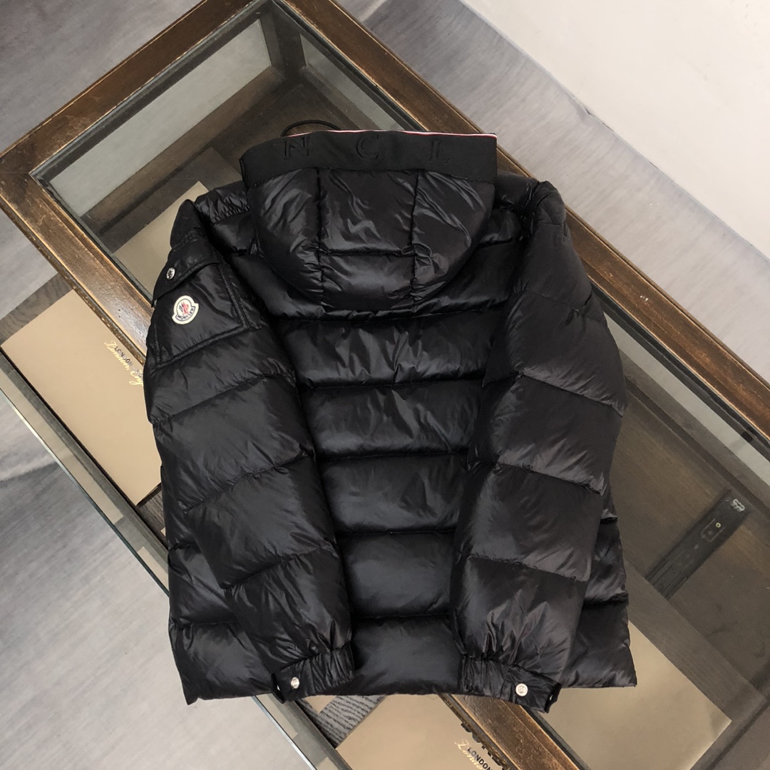 秋冬 激安通販MONCLER ダウンジャケット偽物 防寒性 2023最高品質 安い ブラック_4