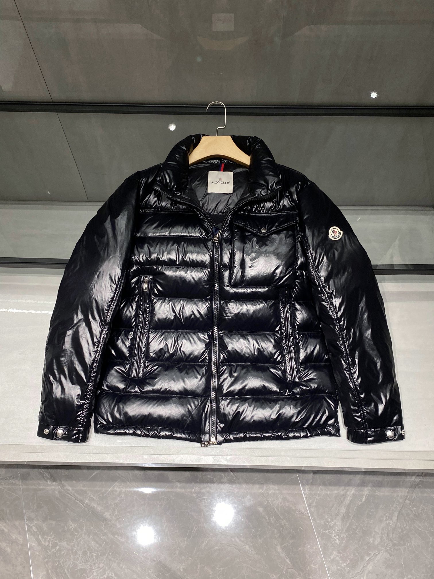 MONCLER 秋冬新品★ モンクレール偽物ダウンジャケット値段 綺麗 お得2018最安値 ファション 防寒性 ブラック_8