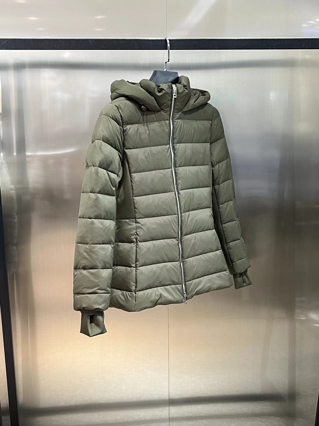 BURBERRYバーバリー本物ｎ級品 柔らかくて暖かい 冬多色 2色可選 グリーン_4