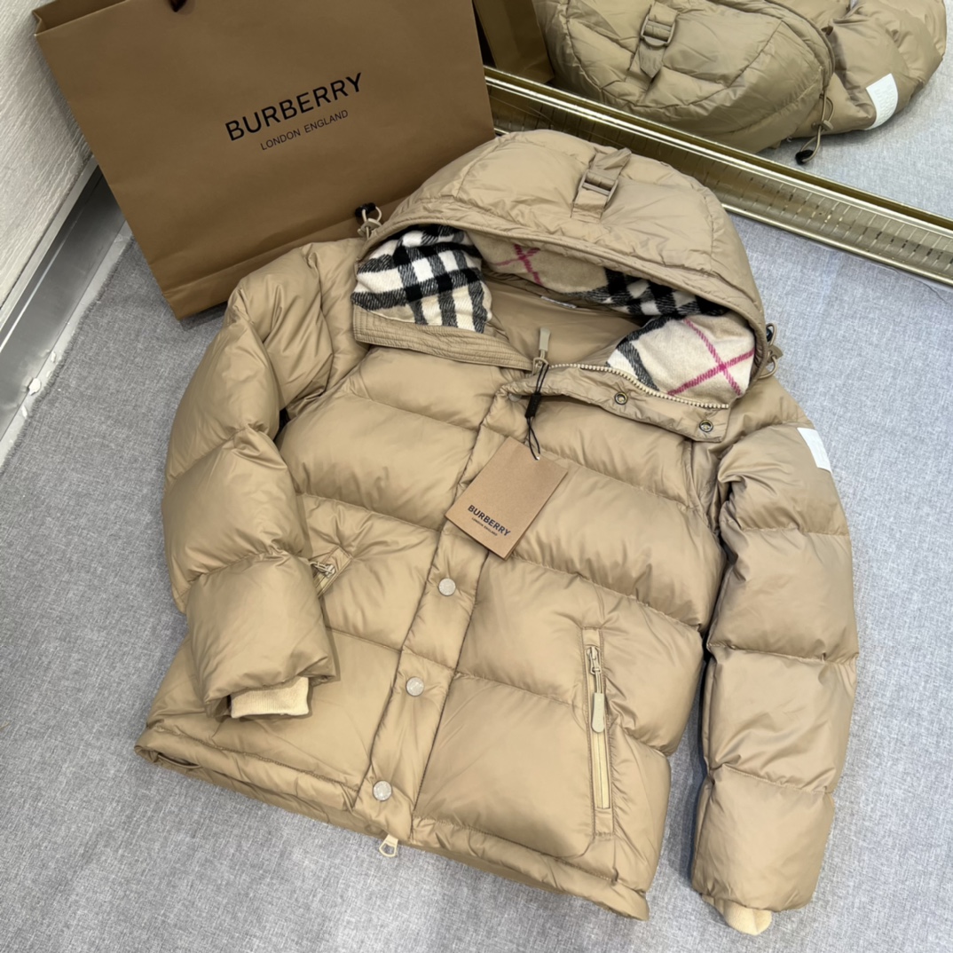 2023ファッション!バーバリー ダウン ｎ級品評判いい BURBERRYジャケット 2色 ブラック/ブラウン_4