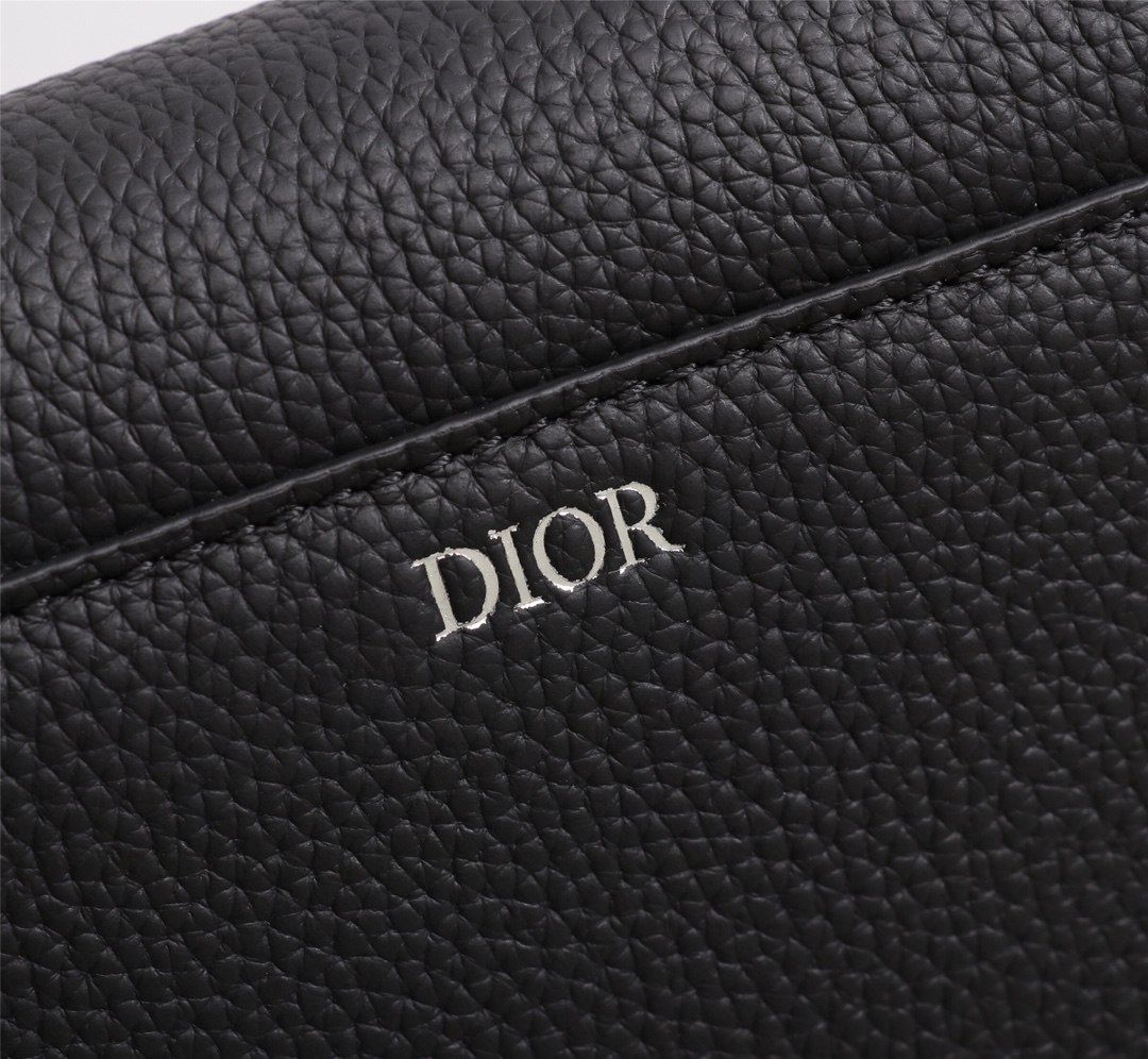 dior 3万以下スーパーコピー メンズバッグ レザー ブラック斜め掛けバッグ ブラック_8