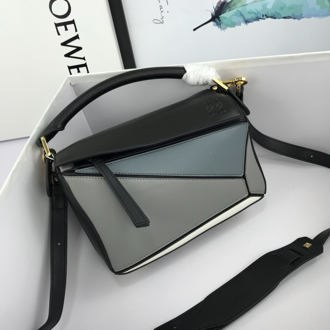 ロエベloewepuzzleスーパーコピーバッググレーレザーファッションショルダーバッグ_6