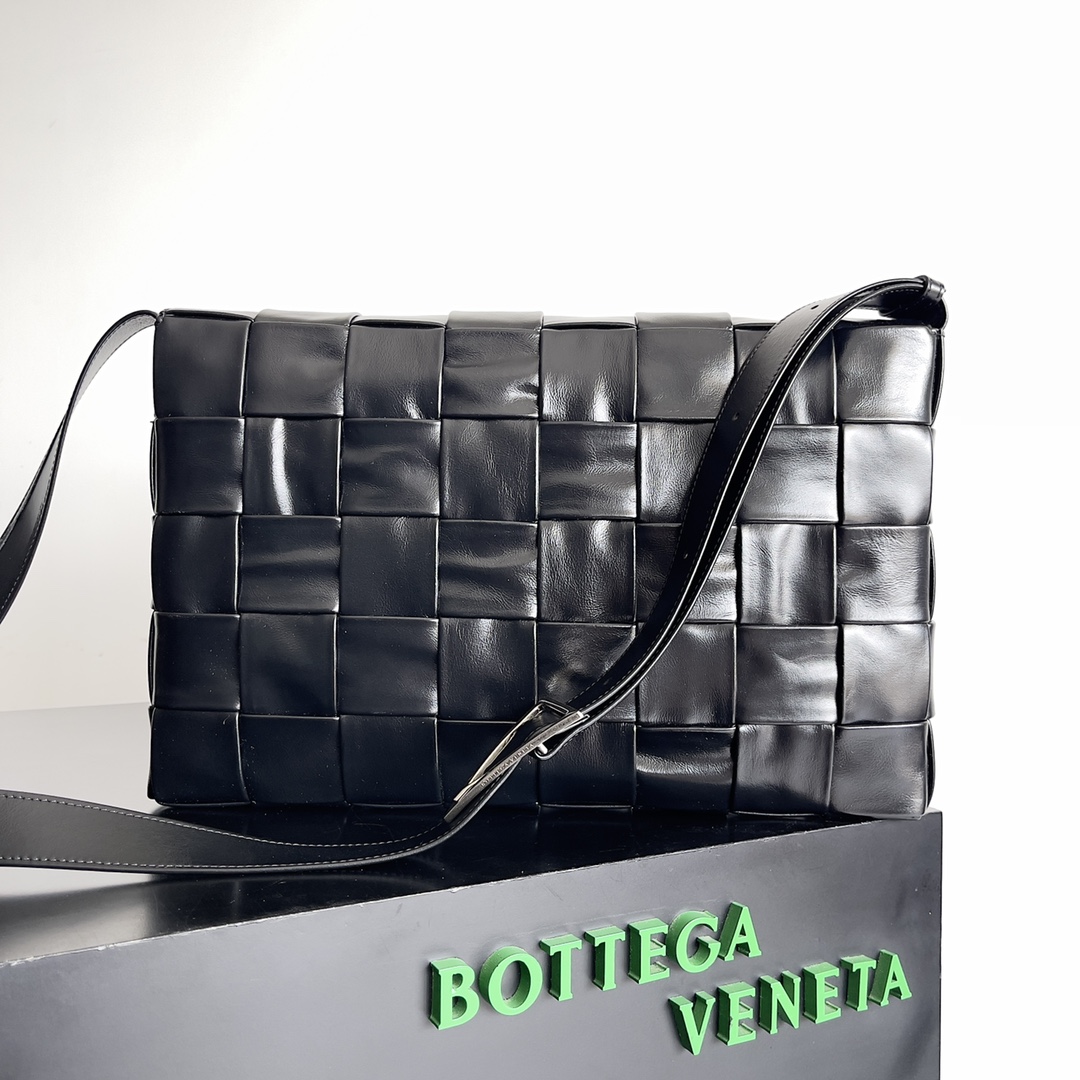 bottega veneta japan偽物 イントレッチャート   柔らかい_7