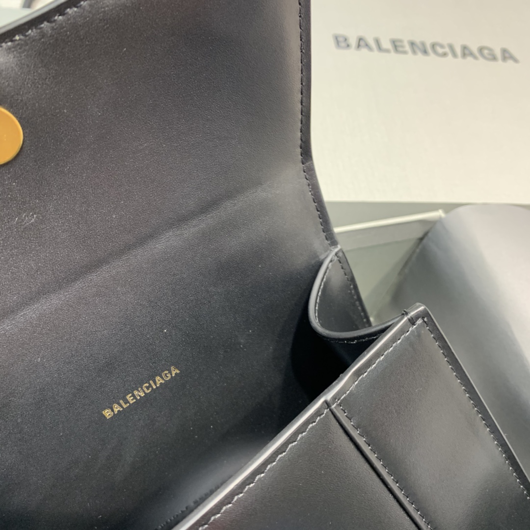 バレンシアガ バッグ ウィメンズｎ級品 BALENCIAGA レディースワニバッグ 正規品と同じ ブラック_6