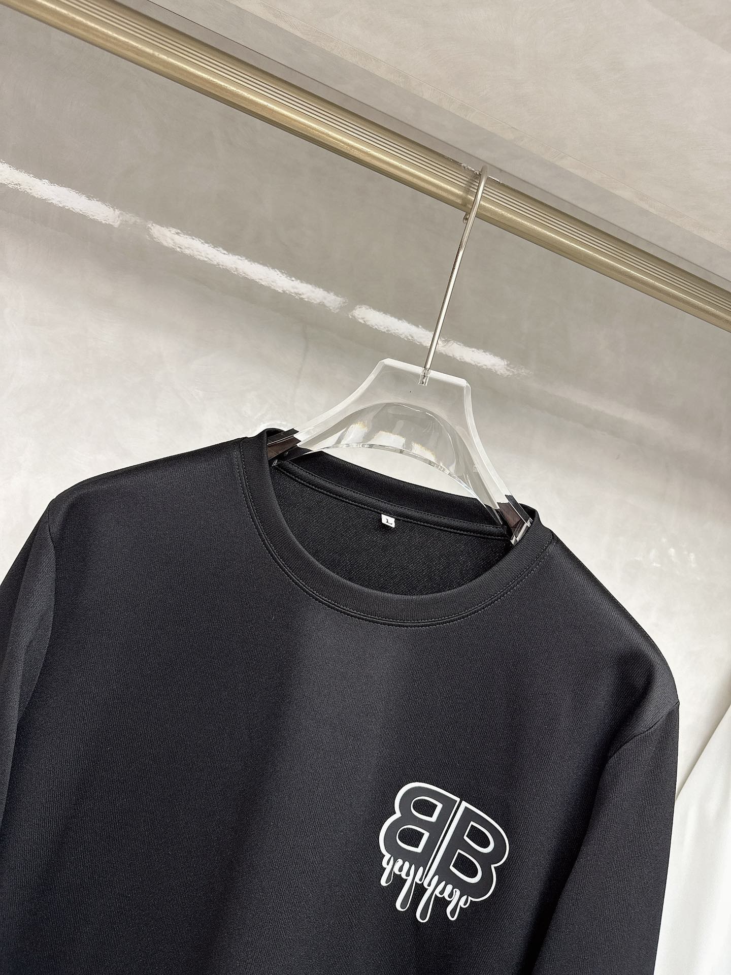 バレンシアガ見分け方ｎ級品 BALENCIAGA 長袖 Ｔシャツ 柔らかい 純綿 スポーツパーカー ブラック_3