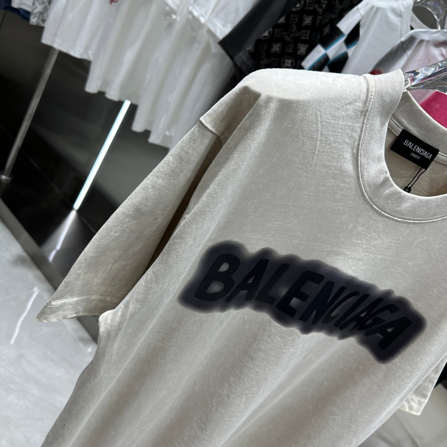 バレンシアガBALENCIAGA限定スーパーコピー半袖Tシャツコットンアンズ色柔らかい花柄レディースメンズ_3