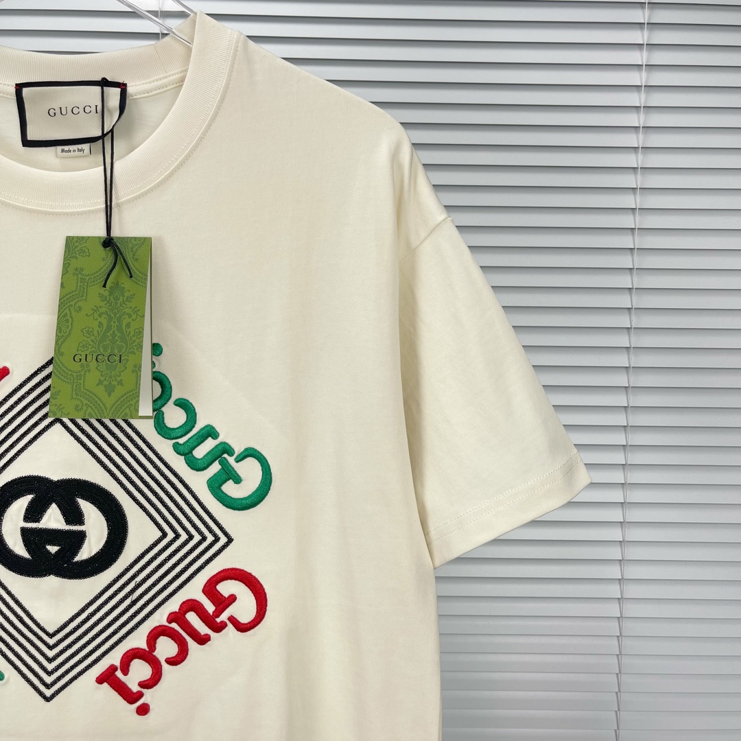 グッチGUCCI限定スーパーコピー半袖Tシャツコットンベージュ柔らかい花柄ふわふわ_4