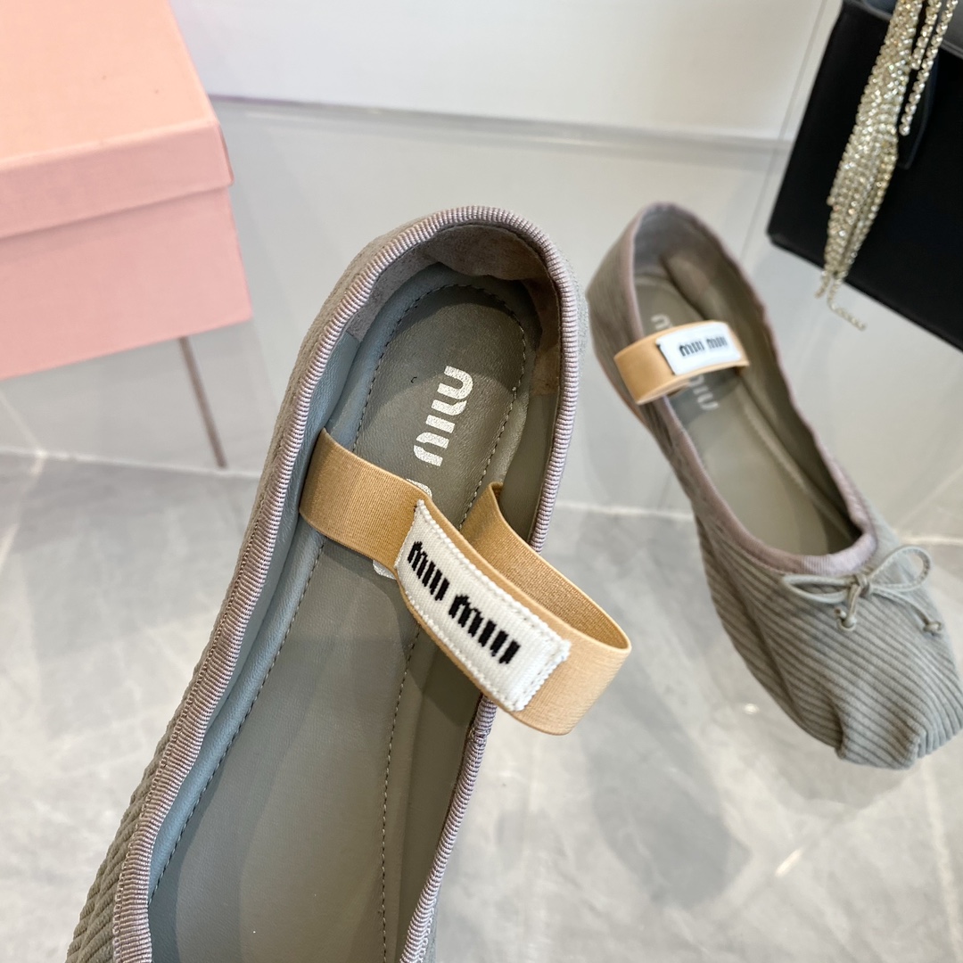 miu miu 靴激安通販 レディース おしゃれ バレエシューズ グレイ_7