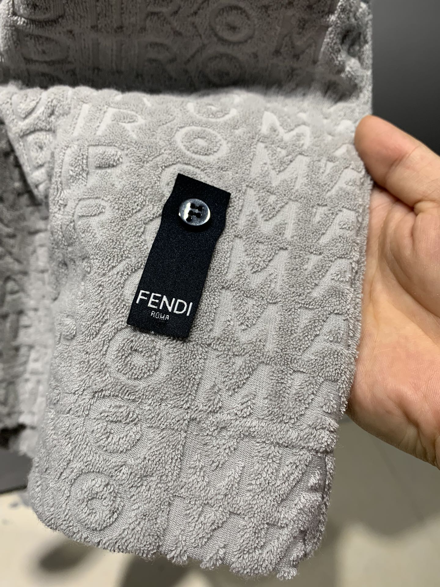 新作入荷格安フェンディニット半袖スーパーコピー Fendi by Marc Jacobs Tシャツ_6