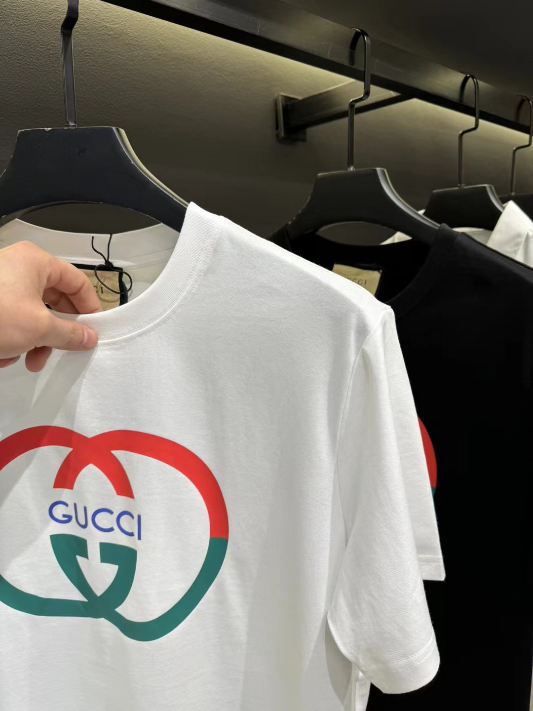 最安値！大人気グッチ半袖Ｔシャツスーパーコピー GUCCIの半袖Tシャツ  2024年新作_4