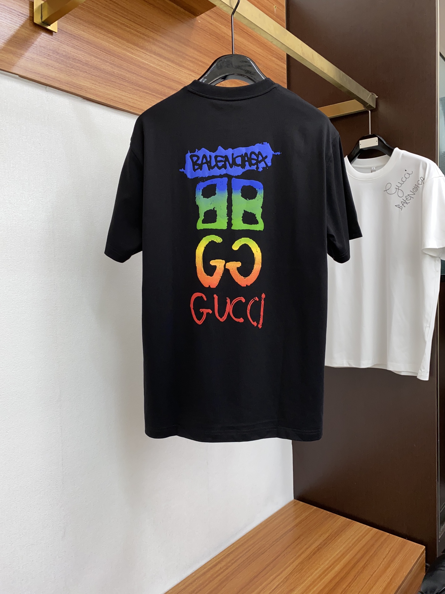 新作到着!! バレンシアガ　tシャツ メルカリコピー 良いフィット感  快適な素材_6