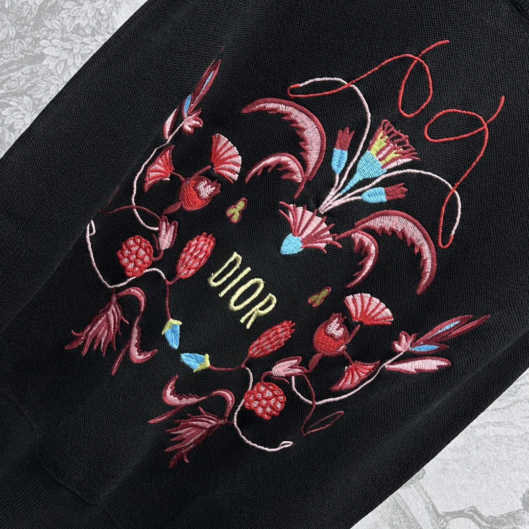 オシャレに お得 100%新品dior ノースリーブn級品 刺繍の花柄 ニットベスト YBブランド 輸入羊毛素材_4