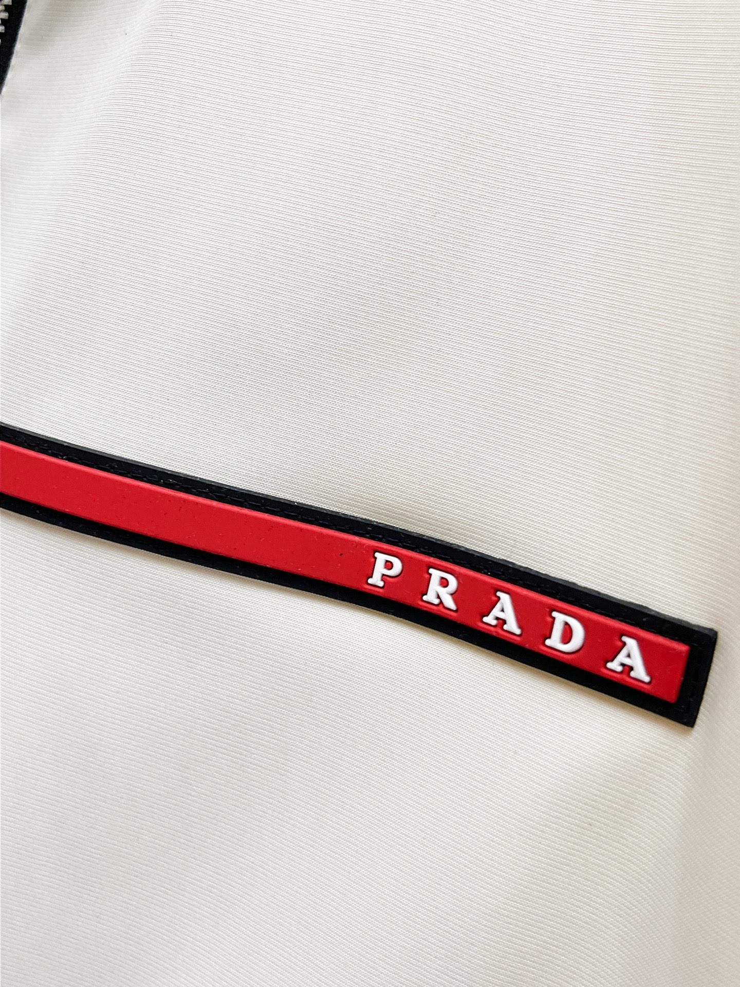 品質保証 新作登場prada アウターコピー優れたフィット感 高品質な素材 完璧に再現_4