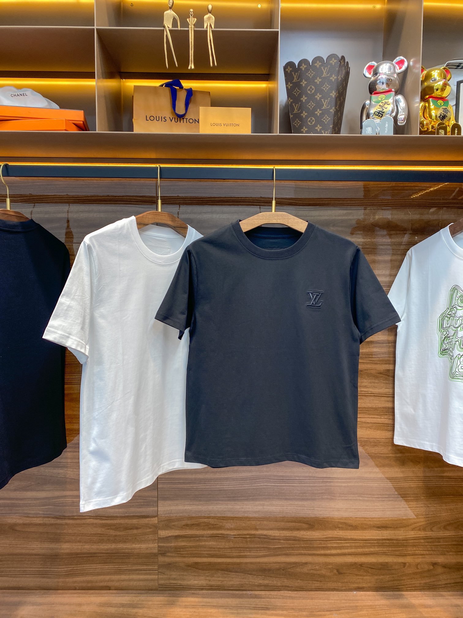 品質保証 低価ルイヴィトン 人気tシャツ 偽物 軽くて 柔らかい素材 カジュアル_6