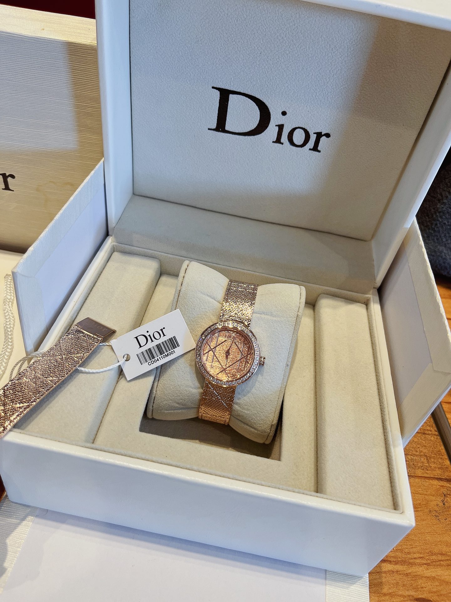 品質保証新作登場ディオール時計コピー  La D de Dior Satineシリーズ_2