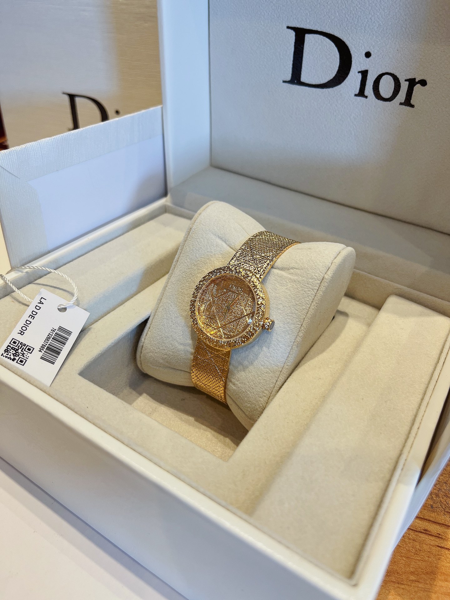 人気セール高品質ディオール時計偽物  エレガント La D de Dior Satineシリーズ腕時計_2