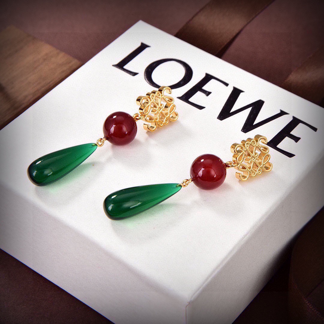 最安値！大人気loewe ロエベ　 イヤリングスーパーコピー練されたデザイン 華やかさ_1