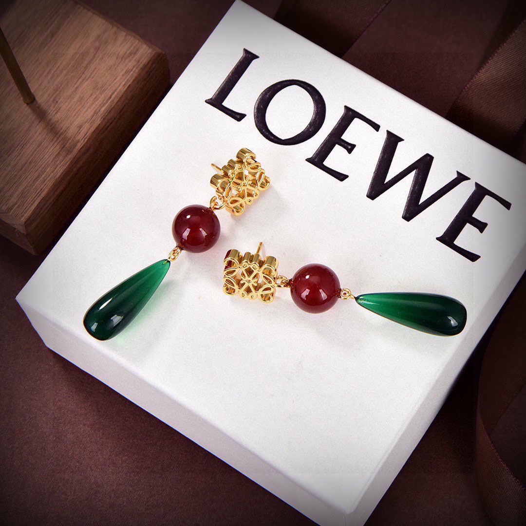 最安値！大人気loewe ロエベ　 イヤリングスーパーコピー練されたデザイン 華やかさ_7